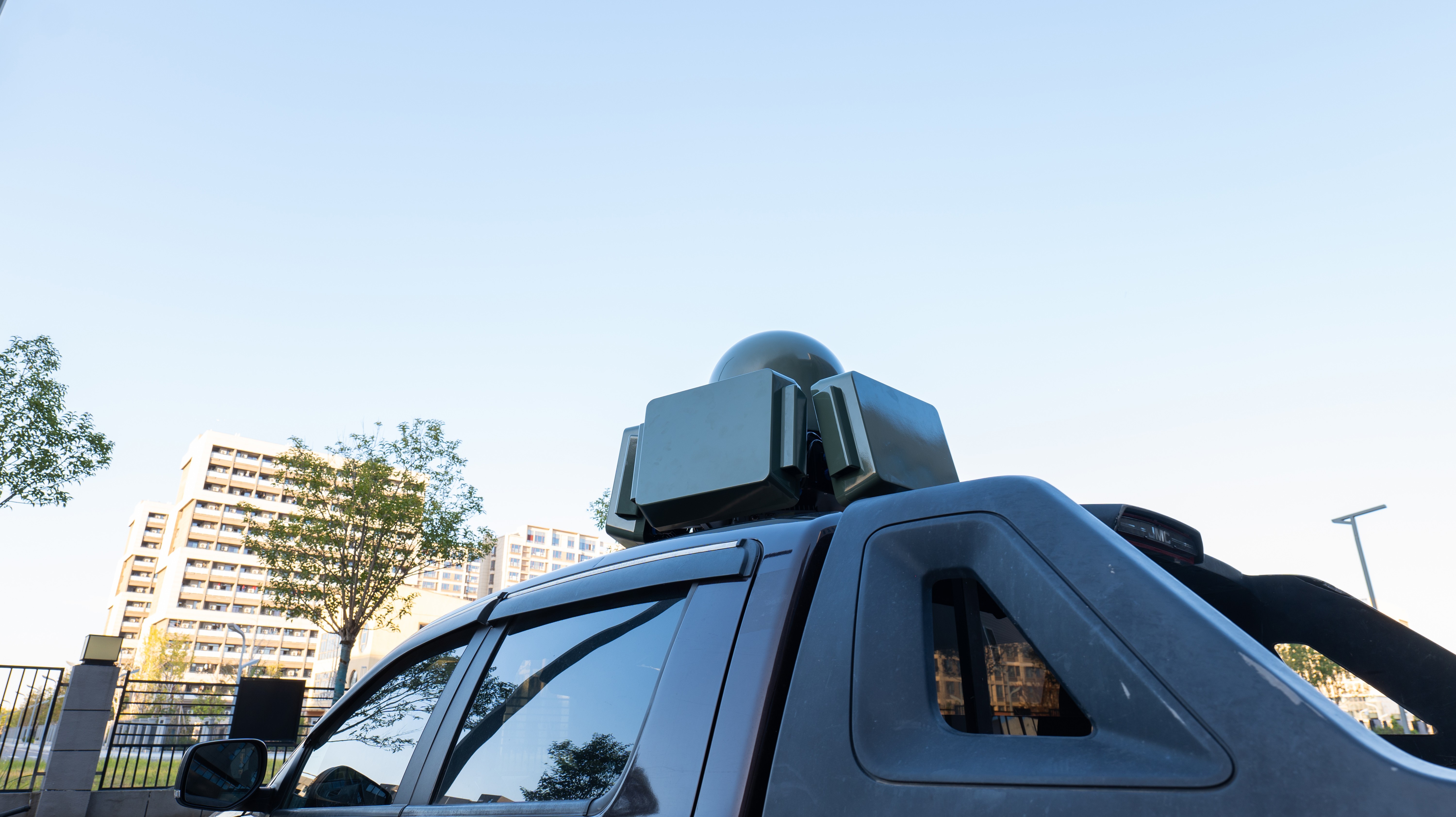 Radio Frequency Anti Drone System On Vehicle Mounted Automatic Device